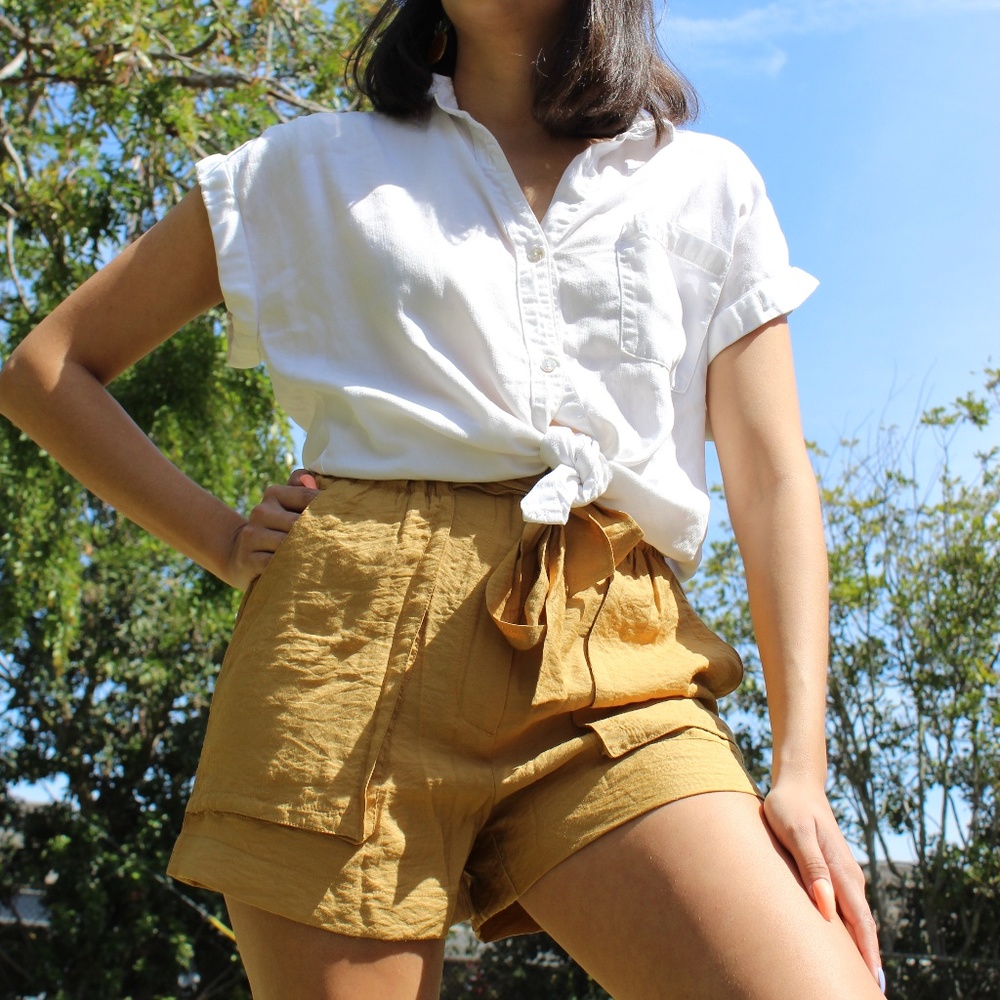 🆕️//The Sante Fe//Gold yellow high waisted shorts - Picture 7 of 8
